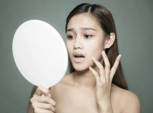 为啥洗完脸白又嫩，出门就暗沉黑黄？你可能忽略了这一点！